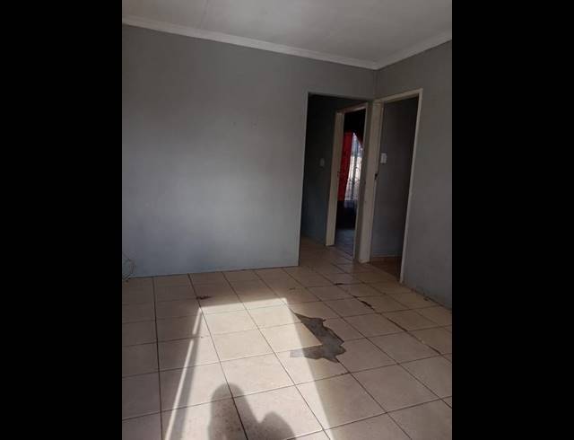 3 BEDROOM HOUSE FOR SALE IN PROTEA GLEN